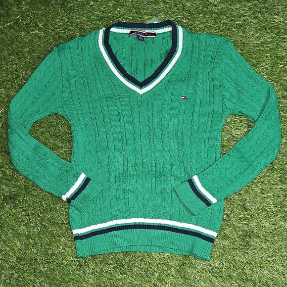 Tommy Hilfiger Men's V-Neck Sweater in Green - Picture 1 of 6